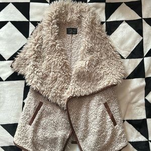 Fur vest